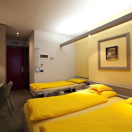 Hotel Marzia ลีวินโญ ภายนอก รูปภาพ
